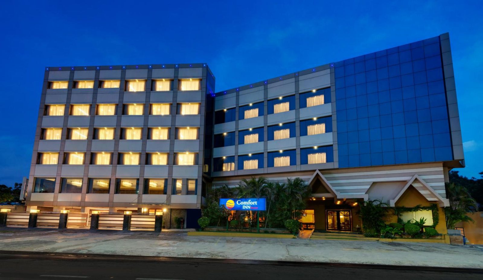 Comfort Inn Sunset — photo 2