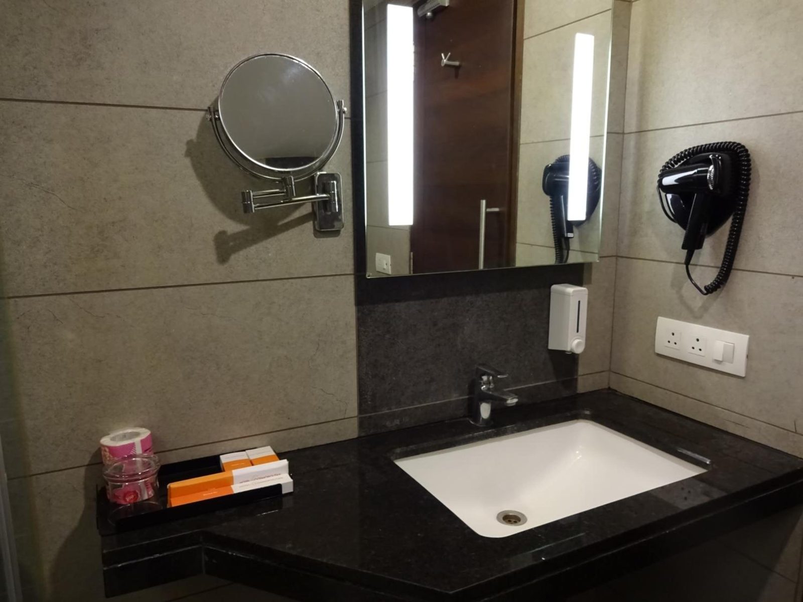 Hotel Cosmopolitan — photo 4