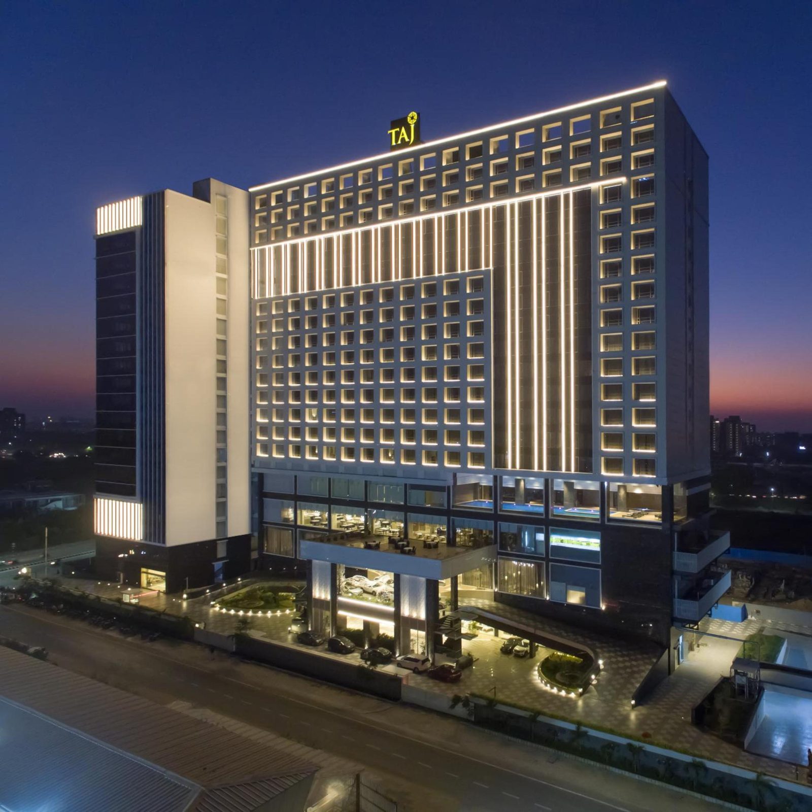 Taj Skyline Ahmedabad — photo 2