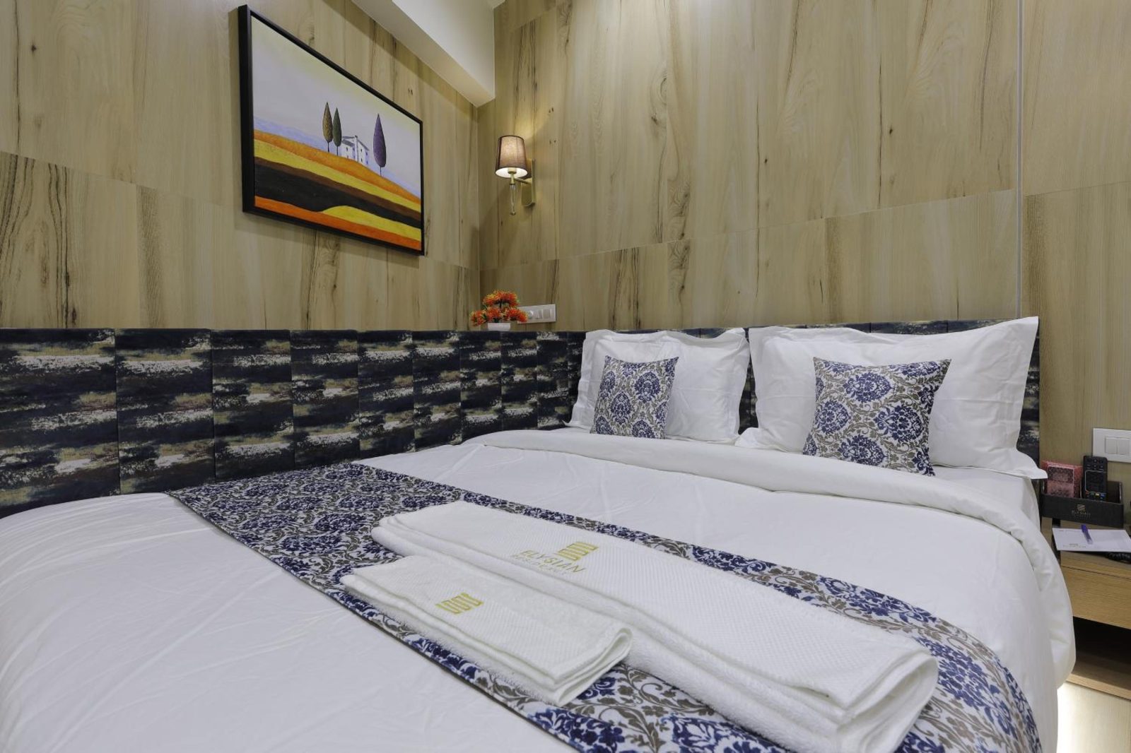 Hotel Elysian Residency — photo 3