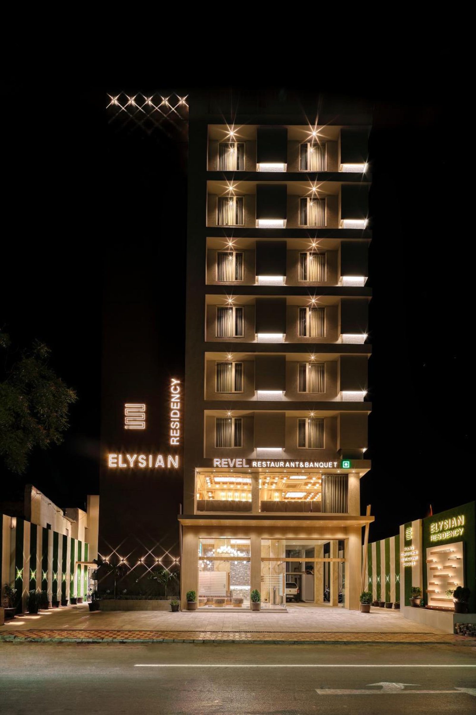 Hotel Elysian Residency — photo 2