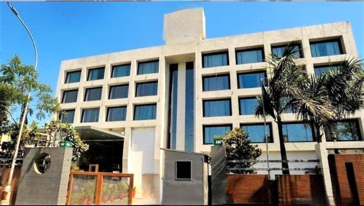 The Fern Residency Ahmedabad, Subhash Bridge, Series by Marriott — photo 2