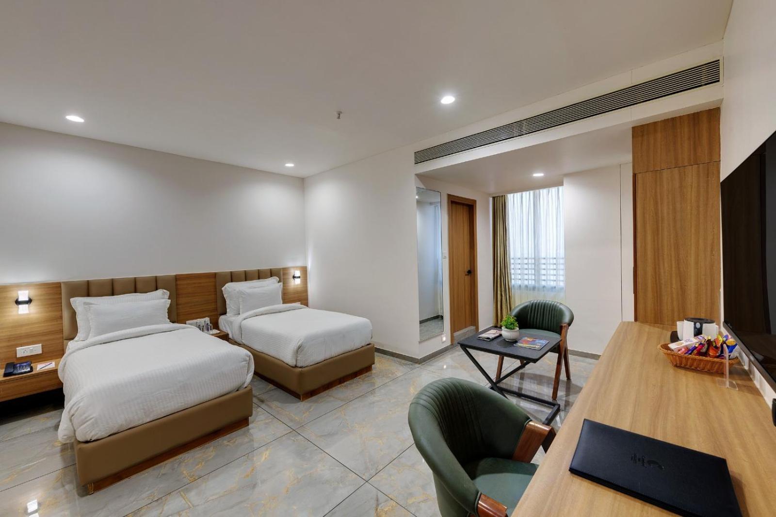 Comfort Inn Sapphire Chandkheda, Ahmedabad — photo 7