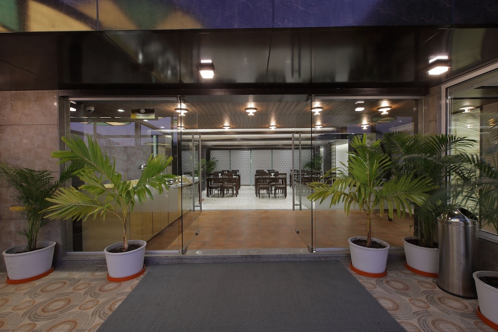 Hotel The Lotus Park, Ellisbridge — photo 7