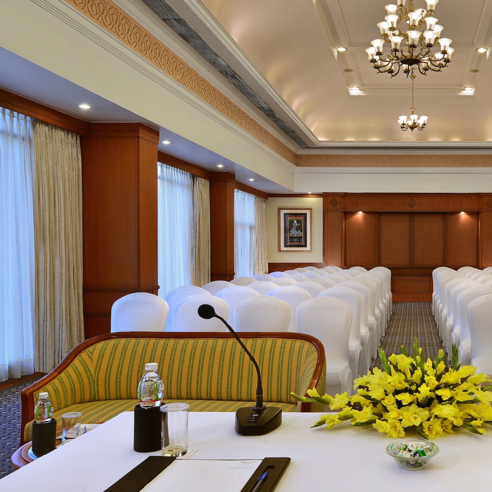 Fortune Landmark, Ahmedabad - Member ITC Hotels' Group — photo 7